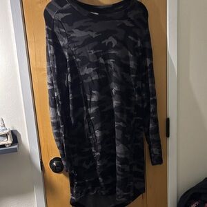 Athleta Charcoal Camouflage Long Sleeve Dress